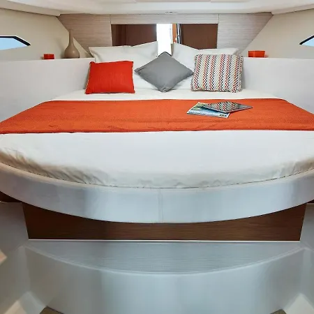 Bateaux / Nuit Insolite, Linge De Maison & Menage Inclus アパート ラ・ロシェル