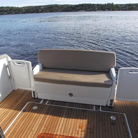 Bateaux / Nuit Insolite, Linge De Maison & Menage Inclus * ラ・ロシェル