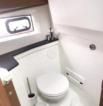 Bateaux / Nuit Insolite, Linge De Maison & Menage Inclus *